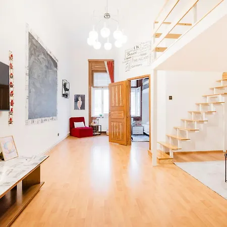 Makin' Memories-best Location In Heart Of Centre Budapest